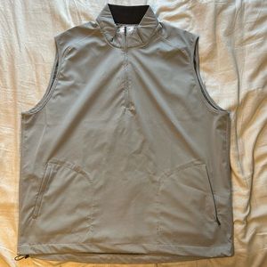 Men’s Adidas AdiPure 1/4 zip pullover golf vest. Size XL. EUC.